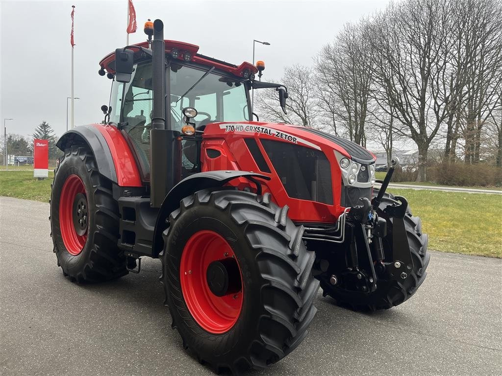 Zetor Crystal 170 HD - Traktors: foto 3 Zetor Crystal 170 HD - Traktors: foto 3