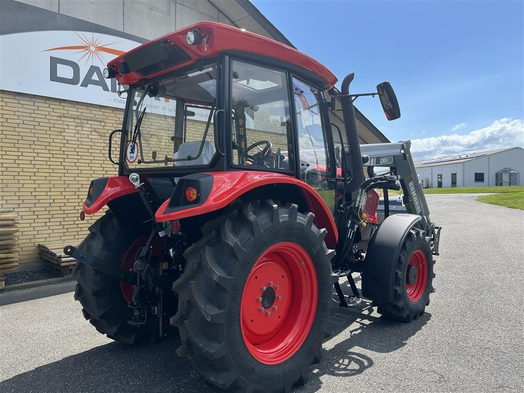 Zetor MAJOR 80 - Traktors: foto 4 Zetor MAJOR 80 - Traktors: foto 4