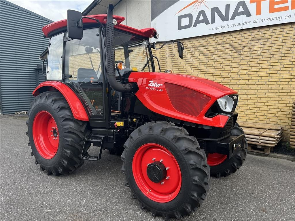 Zetor MAJOR 80 - Traktors: foto 1 Zetor MAJOR 80 - Traktors: foto 1