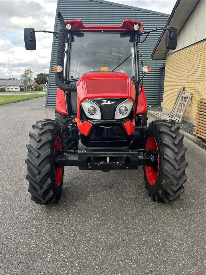 Zetor MAJOR 80 - Traktors: foto 2 Zetor MAJOR 80 - Traktors: foto 2
