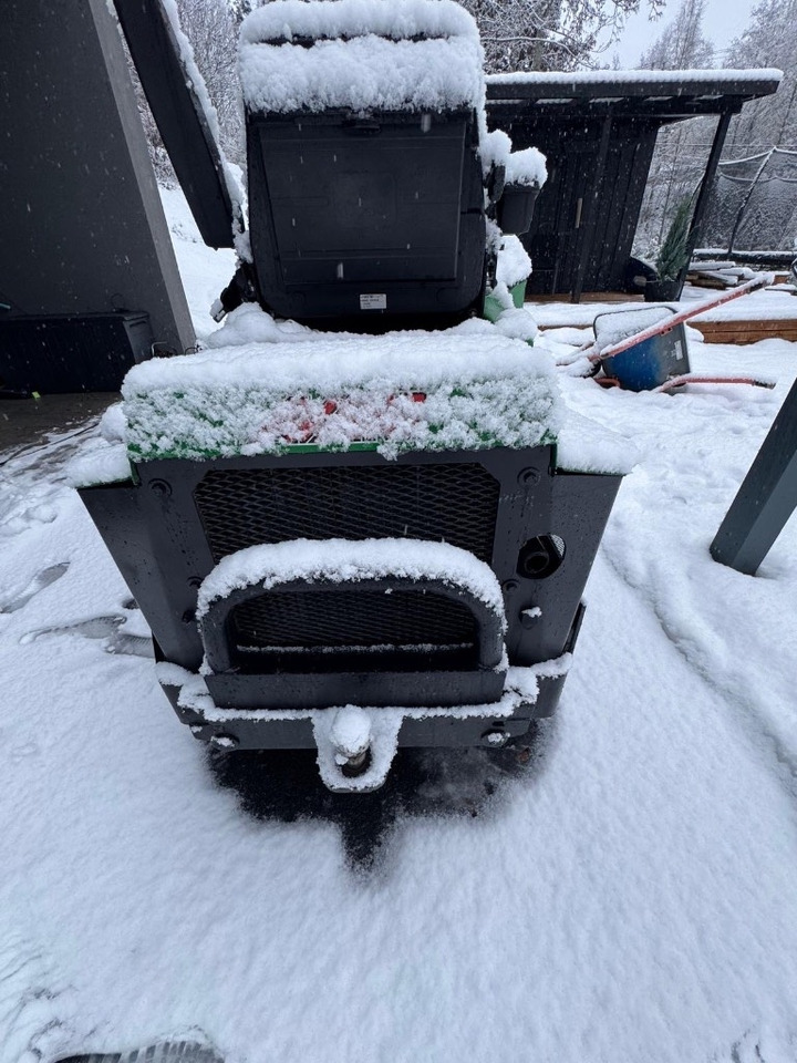 Avant 520+ - Mini iekrāvējs: foto 2 Avant 520+ - Mini iekrāvējs: foto 2