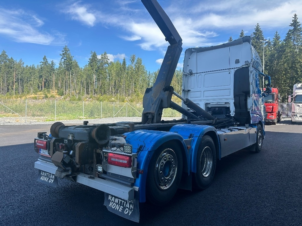 DAF XF 530 6x2*4 - Pacēlājs ar āķi: foto 4 DAF XF 530 6x2*4 - Pacēlājs ar āķi: foto 4