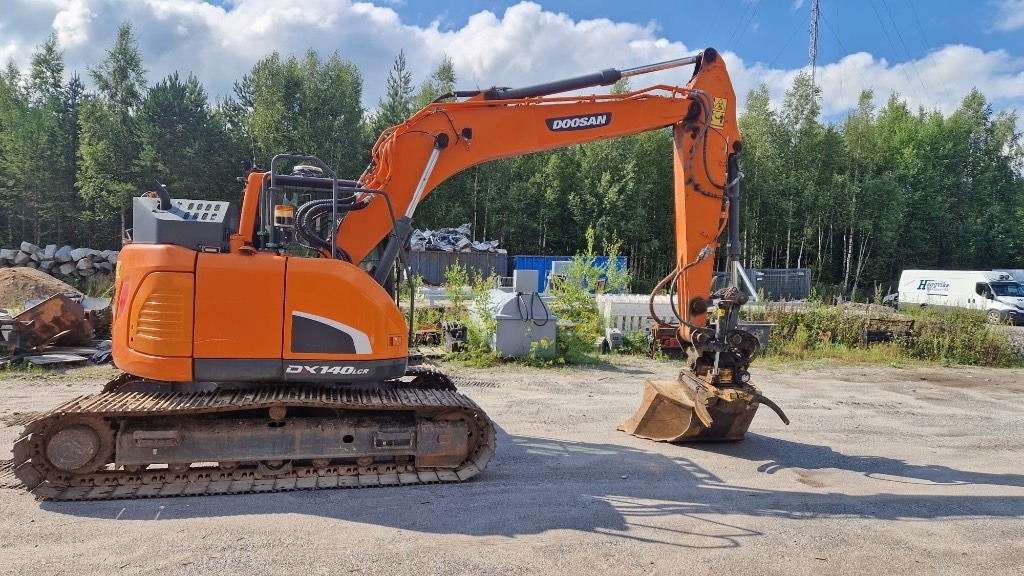 Doosan DX 140 LCR - Kāpurķēžu ekskavators: foto 2 Doosan DX 140 LCR - Kāpurķēžu ekskavators: foto 2