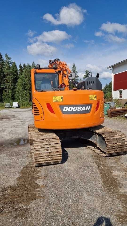 Doosan DX 140 LCR - Kāpurķēžu ekskavators: foto 3 Doosan DX 140 LCR - Kāpurķēžu ekskavators: foto 3