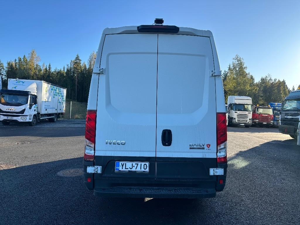 Iveco Daily 35S14 CNG A8 Huom! 6hlö PAKETTIAUTO - Kravas mikroautobuss: foto 5 Iveco Daily 35S14 CNG A8 Huom! 6hlö PAKETTIAUTO - Kravas mikroautobuss: foto 5
