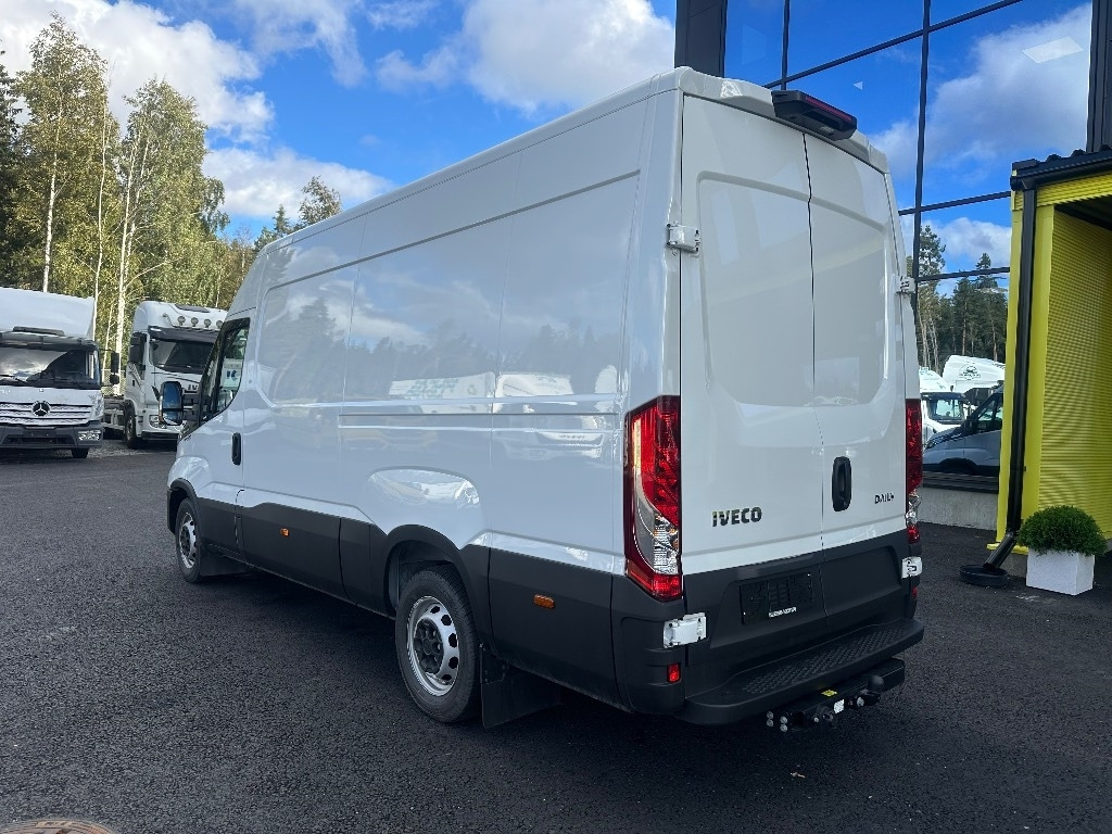 Iveco Daily 35S16A8 12m3 k-auto - Kravas mikroautobuss: foto 5 Iveco Daily 35S16A8 12m3 k-auto - Kravas mikroautobuss: foto 5
