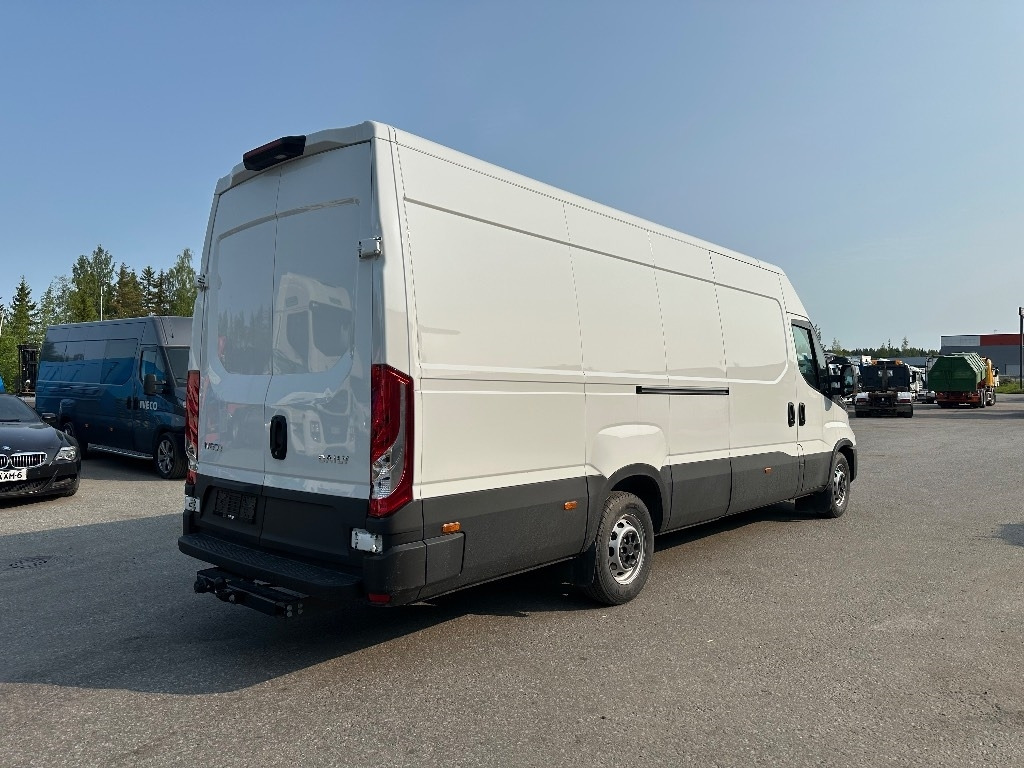 Iveco Daily 35S16A8 16m3 - Kravas mikroautobuss: foto 3 Iveco Daily 35S16A8 16m3 - Kravas mikroautobuss: foto 3