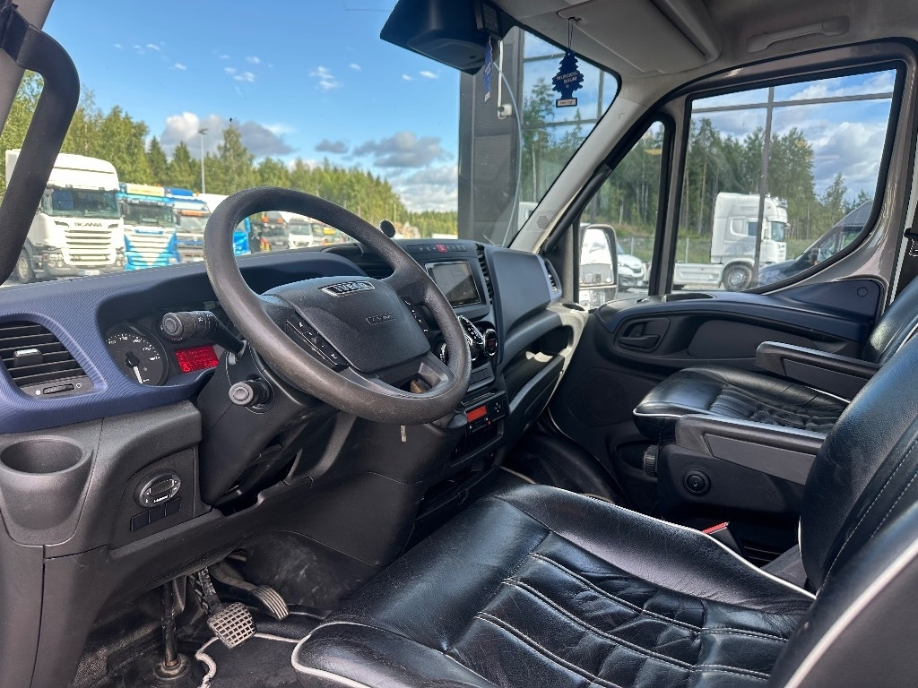 Kravas mikroautobuss Iveco Daily 35S18A8 1+5 hlö retkeilyauto: foto 11