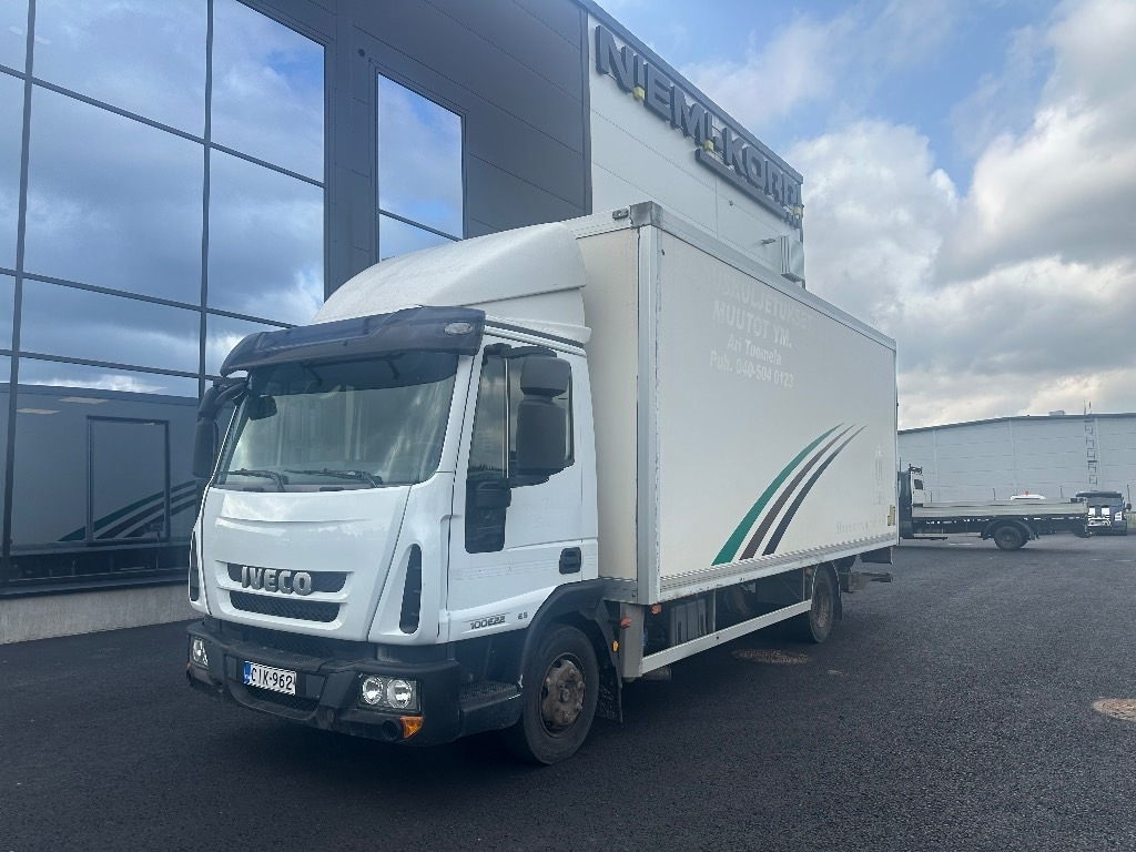 Iveco Eurocargo 100 E22 - Kravas automašīna ar slēgto virsbūvi: foto 1 Iveco Eurocargo 100 E22 - Kravas automašīna ar slēgto virsbūvi: foto 1