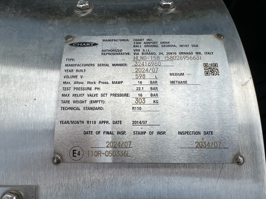 Jaunā Šasija kravas automašīna Iveco S-Way AS26S50 NP 2xLNG 6x2*4: foto 8 Jaunā Šasija kravas automašīna Iveco S-Way AS26S50 NP 2xLNG 6x2*4: foto 8