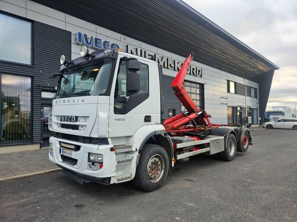 Iveco Stralis 260 S42 6x2*4  - Pacēlājs ar āķi: foto 1 Iveco Stralis 260 S42 6x2*4  - Pacēlājs ar āķi: foto 1