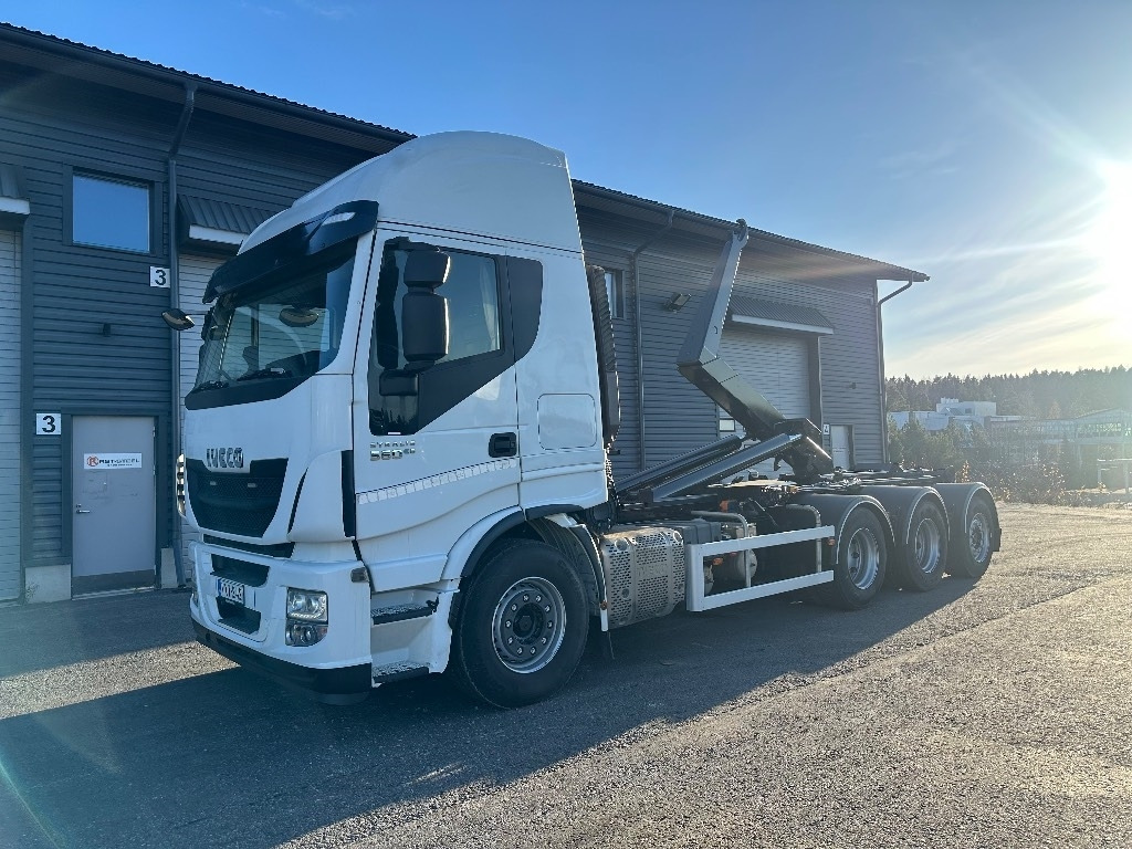 Iveco Stralis 560 8x4*4 - Pacēlājs ar āķi: foto 1 Iveco Stralis 560 8x4*4 - Pacēlājs ar āķi: foto 1