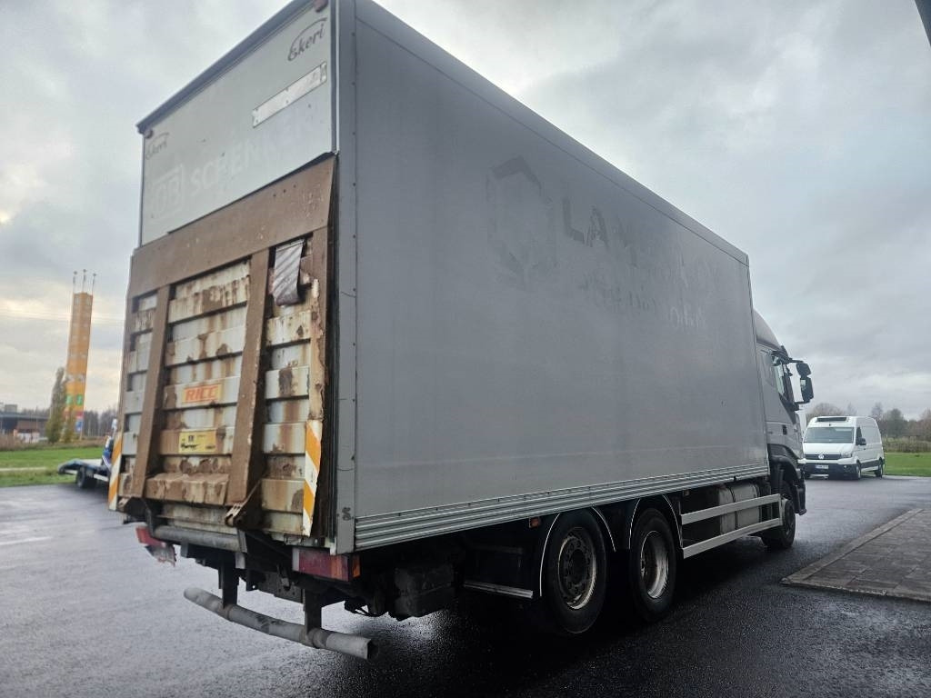 Iveco Stralis 6x2 - Kravas automašīna ar slēgto virsbūvi: foto 3 Iveco Stralis 6x2 - Kravas automašīna ar slēgto virsbūvi: foto 3