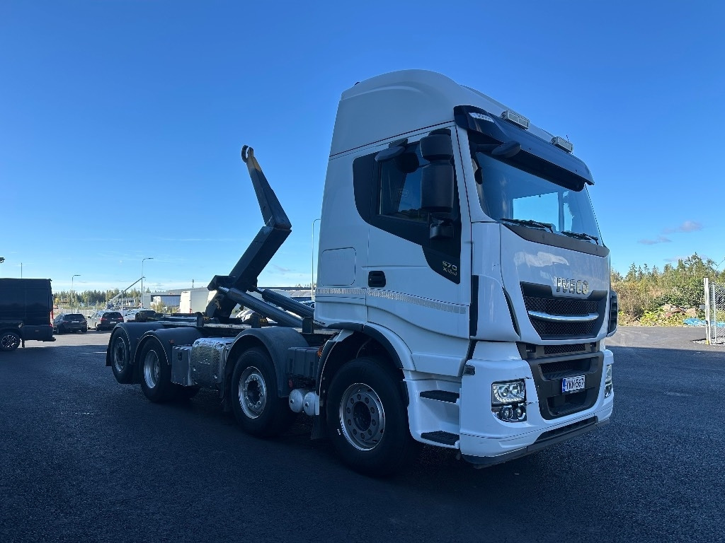 Iveco X-Way AS35S560 8x2 - Pacēlājs ar āķi: foto 3 Iveco X-Way AS35S560 8x2 - Pacēlājs ar āķi: foto 3