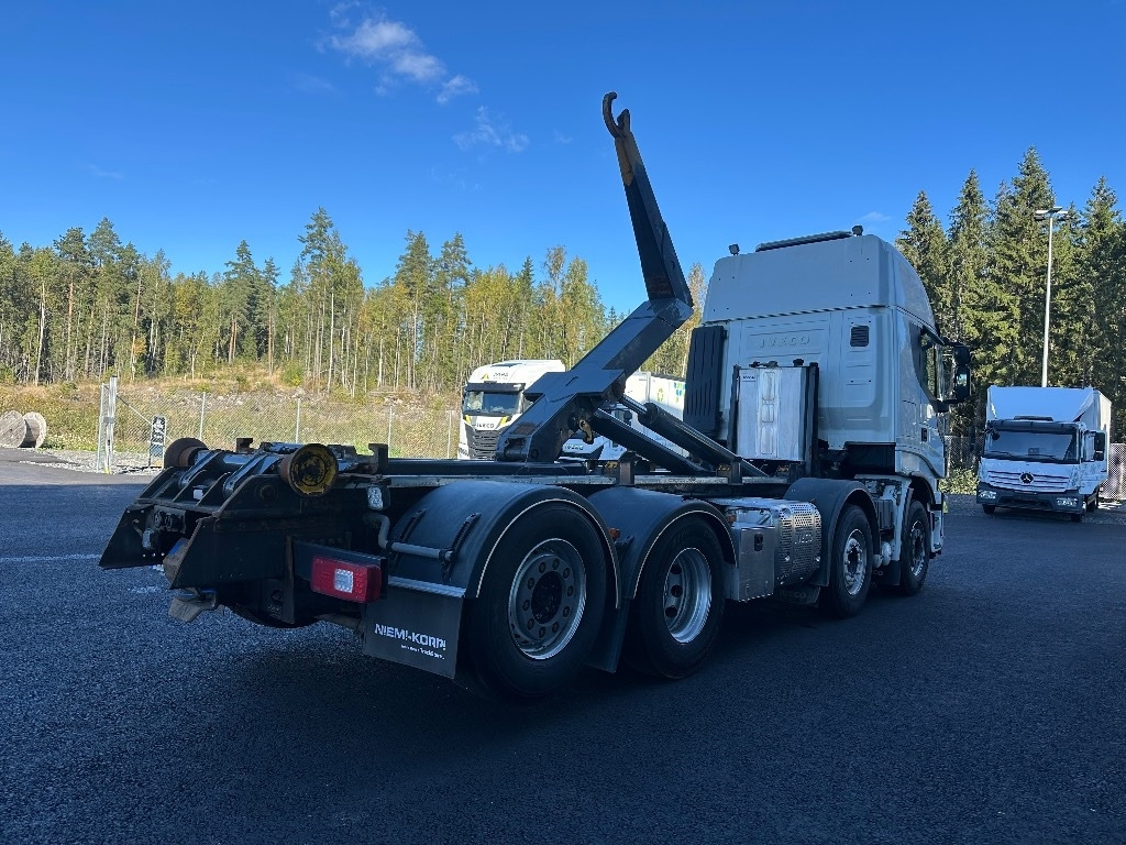 Iveco X-Way AS35S560 8x2 - Pacēlājs ar āķi: foto 4 Iveco X-Way AS35S560 8x2 - Pacēlājs ar āķi: foto 4