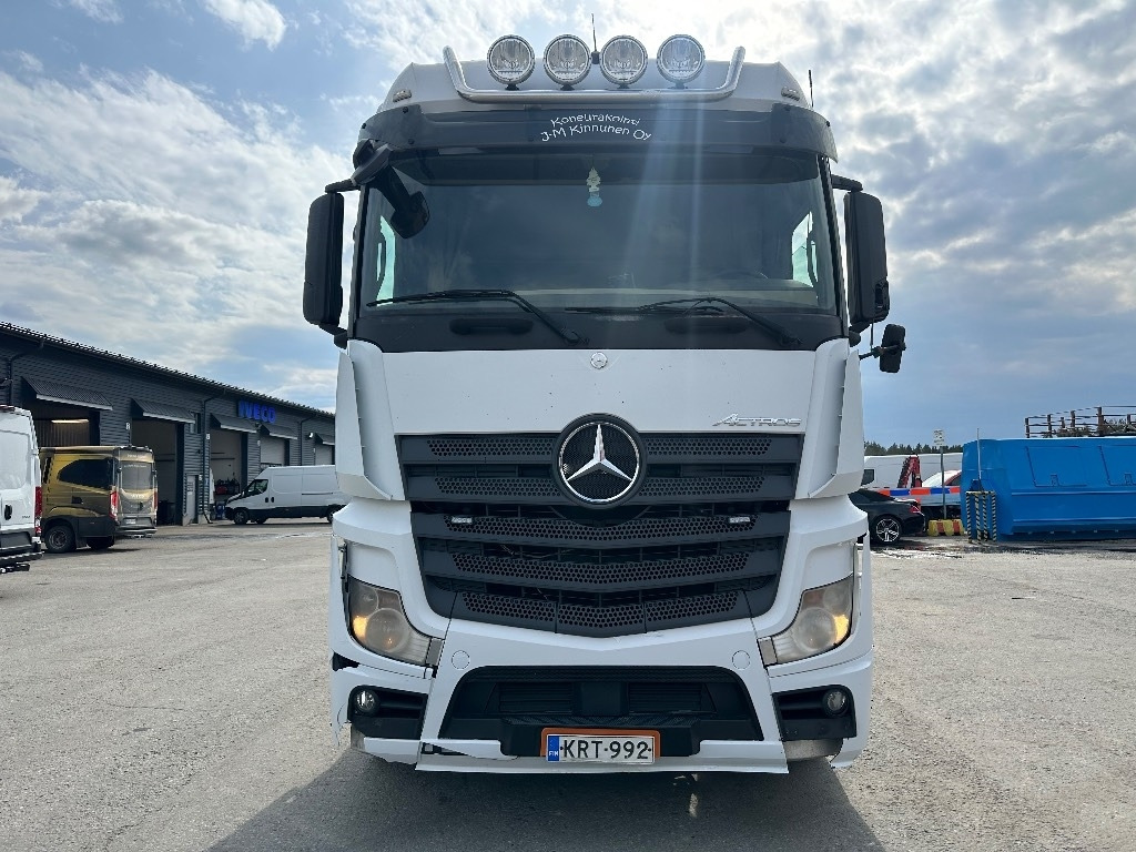 Mercedes-Benz Actros 2551 6x2*4 - Pacēlājs ar āķi: foto 2 Mercedes-Benz Actros 2551 6x2*4 - Pacēlājs ar āķi: foto 2
