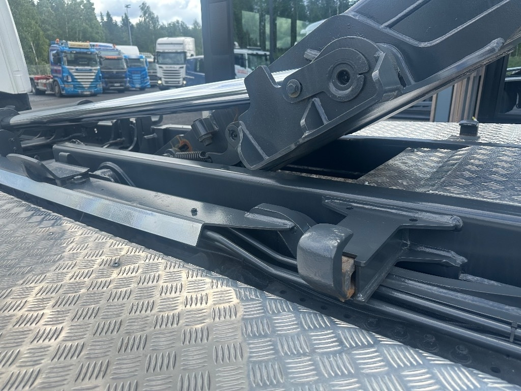 Scania G450 6x2*4 - Pacēlājs ar āķi: foto 4 Scania G450 6x2*4 - Pacēlājs ar āķi: foto 4