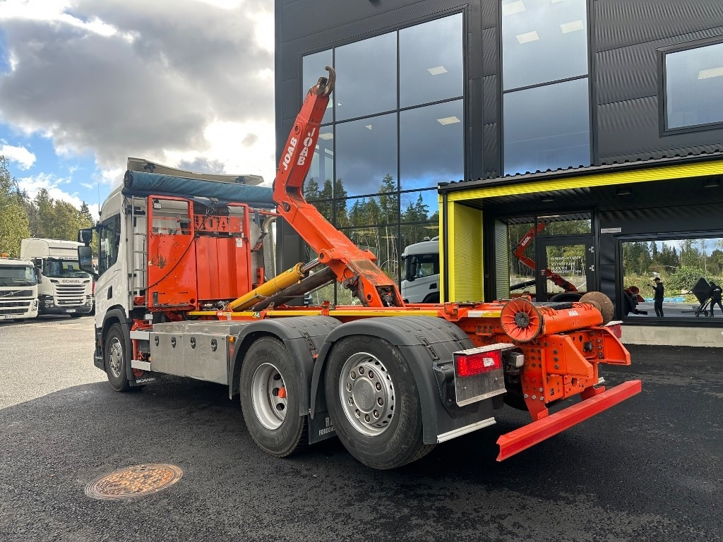 Scania P 370 6x2*4 - Pacēlājs ar āķi: foto 4 Scania P 370 6x2*4 - Pacēlājs ar āķi: foto 4