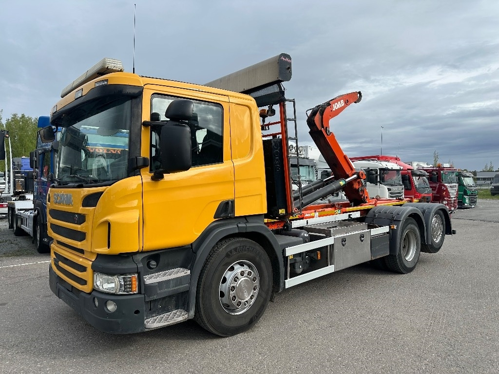 Scania P370 6x2*4 - Pacēlājs ar āķi: foto 1 Scania P370 6x2*4 - Pacēlājs ar āķi: foto 1