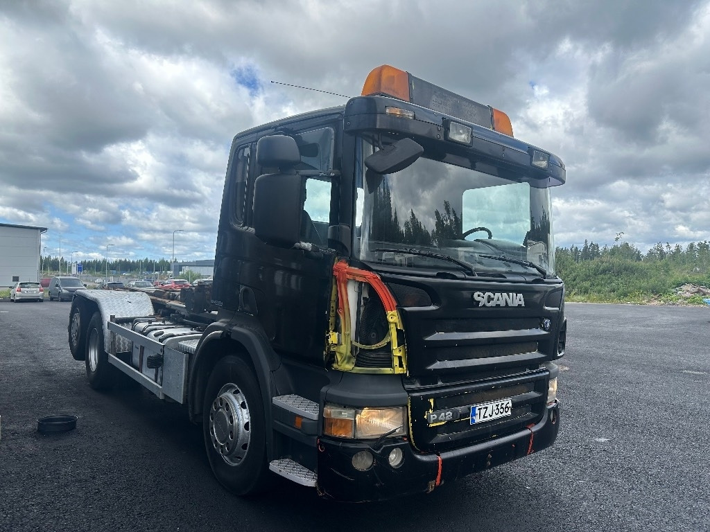 Scania P420 6x2*4 - Pacēlājs ar āķi: foto 2 Scania P420 6x2*4 - Pacēlājs ar āķi: foto 2