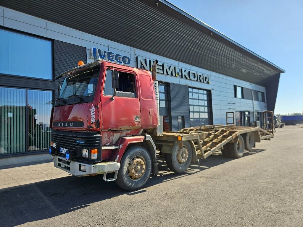 Sisu SM300 8X2 - Kokvedējs: foto 1 Sisu SM300 8X2 - Kokvedējs: foto 1