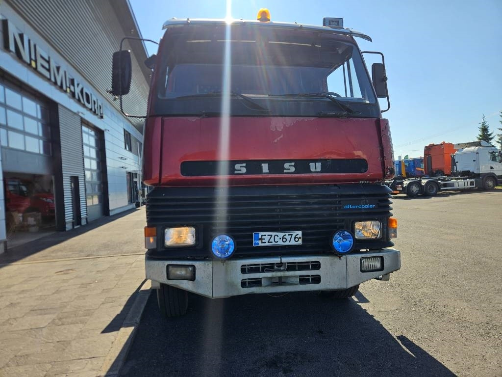 Sisu SM300 8X2 - Kokvedējs: foto 2 Sisu SM300 8X2 - Kokvedējs: foto 2