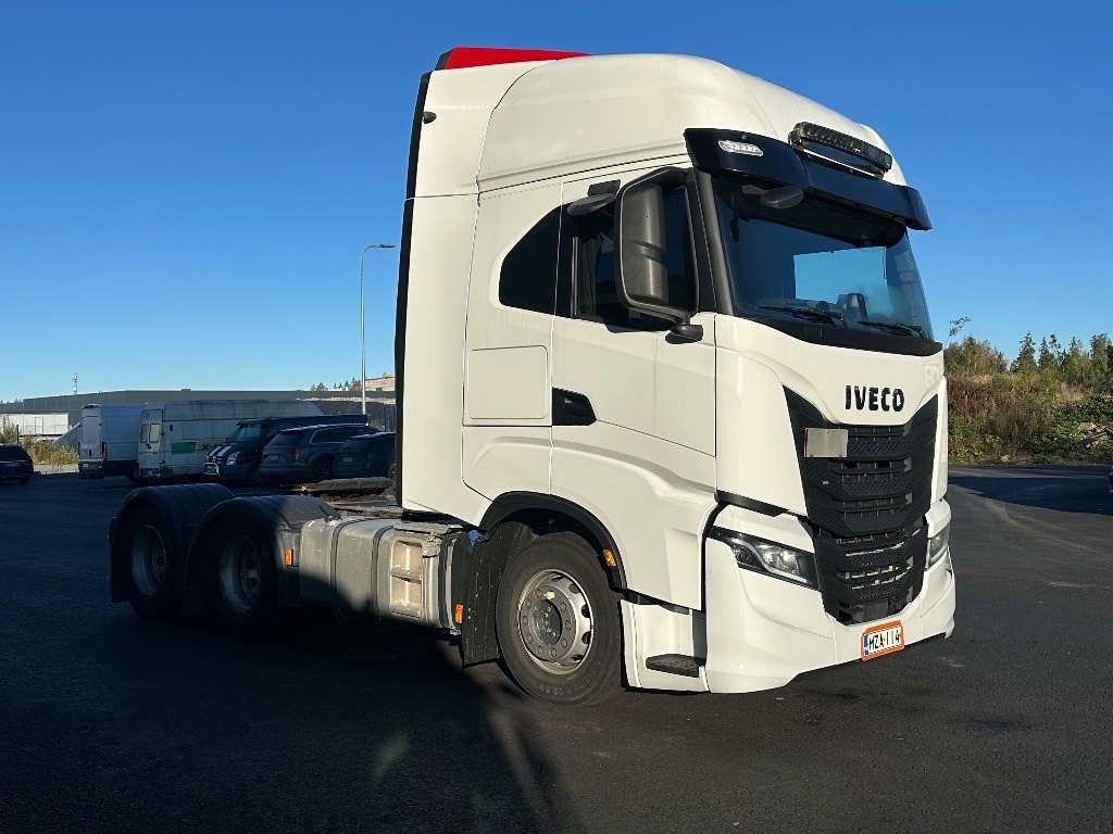 Iveco S-Way AS440X57 TZ/P 6x4 HCT - Vilcējs: foto 3 Iveco S-Way AS440X57 TZ/P 6x4 HCT - Vilcējs: foto 3