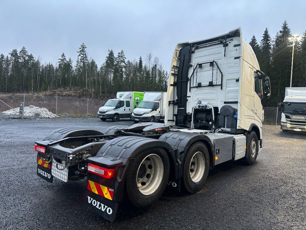 Volvo FH13 540 - Vilcējs: foto 4 Volvo FH13 540 - Vilcējs: foto 4