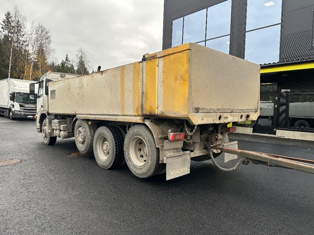 Volvo FH 12 420 8x2 + pv  - Kravas automašīna pašizgāzējs: foto 4 Volvo FH 12 420 8x2 + pv  - Kravas automašīna pašizgāzējs: foto 4