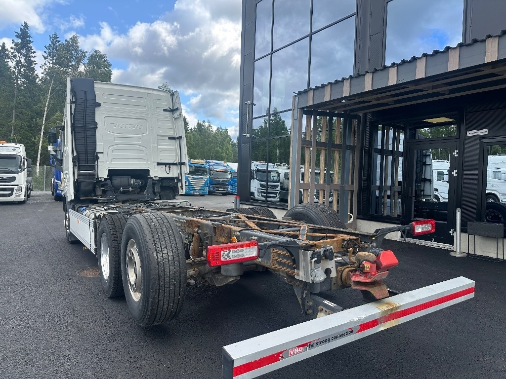 Volvo FH13 540 6x2*4 - Šasija kravas automašīna: foto 4 Volvo FH13 540 6x2*4 - Šasija kravas automašīna: foto 4