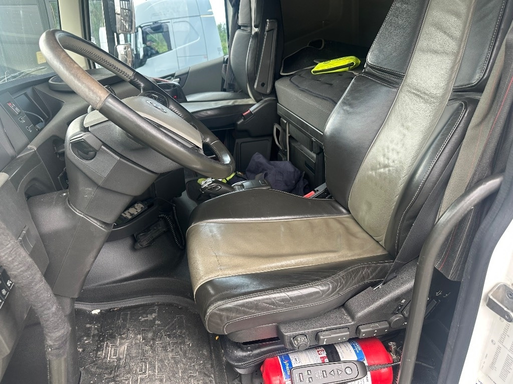 Šasija kravas automašīna Volvo FH13 540 6x2*4: foto 11 Šasija kravas automašīna Volvo FH13 540 6x2*4: foto 11