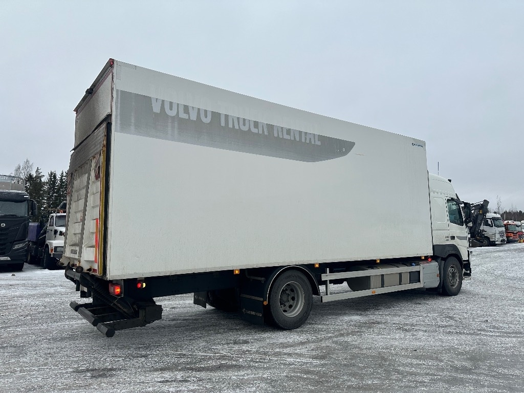 Volvo FM 330 - Kravas automašīna refrižerators: foto 3 Volvo FM 330 - Kravas automašīna refrižerators: foto 3