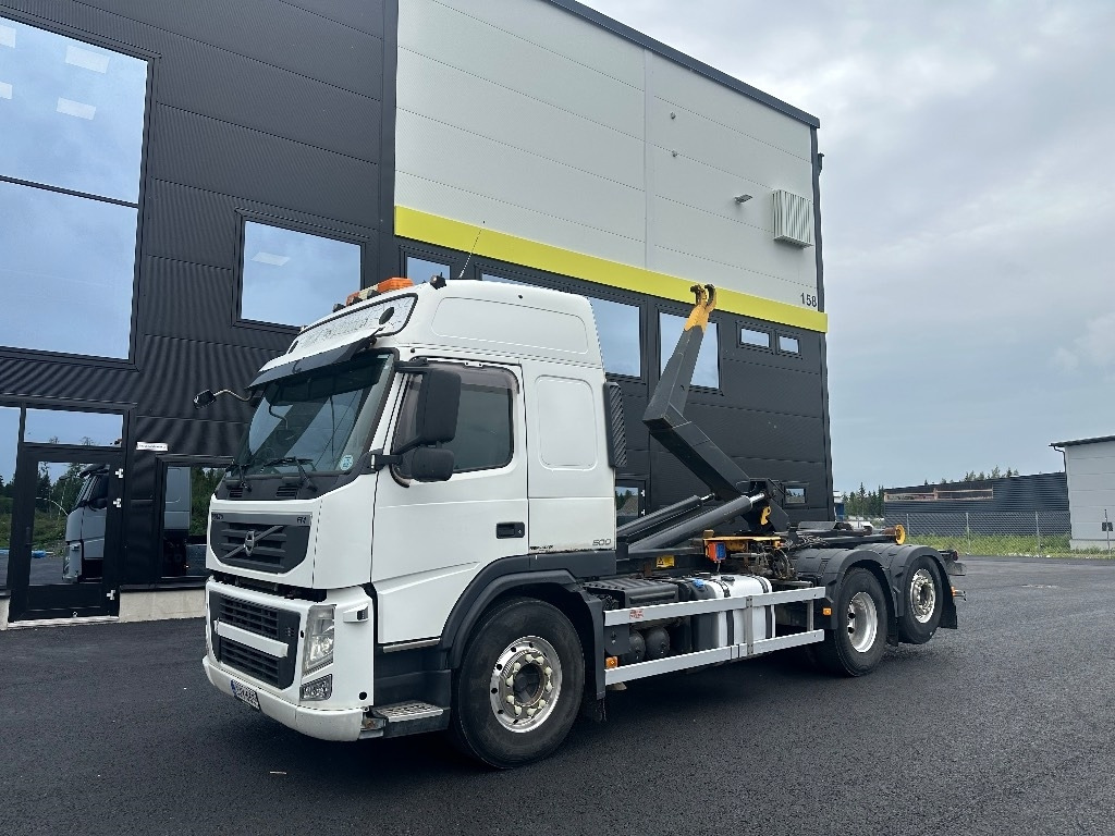 Volvo FM13 500 - Pacēlājs ar āķi: foto 1 Volvo FM13 500 - Pacēlājs ar āķi: foto 1