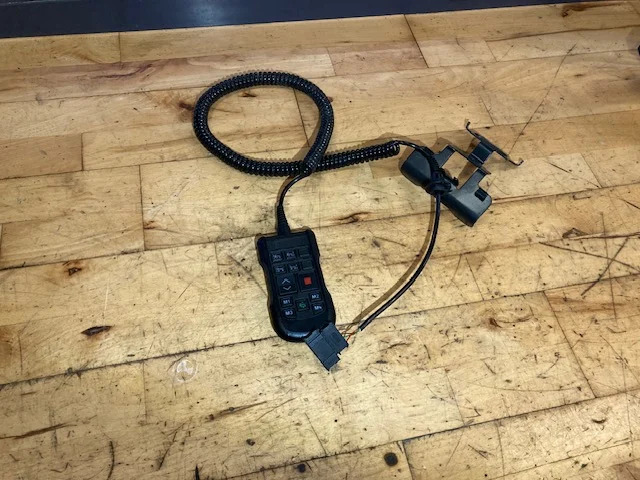 Scania 2660435 – Scania SMS ELC Remote control - Elektrosistēma - Kravas automašīna: foto 1 Scania 2660435 – Scania SMS ELC Remote control - Elektrosistēma - Kravas automašīna: foto 1