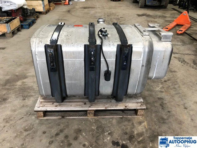 Scania Diesel tank – Fuel tank P/N: 2132702 - Degvielas tvertne - Kravas automašīna: foto 4 Scania Diesel tank – Fuel tank P/N: 2132702 - Degvielas tvertne - Kravas automašīna: foto 4