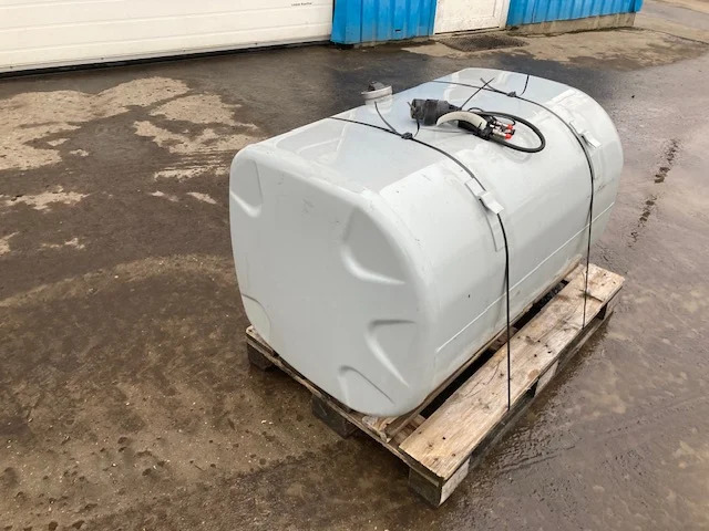 Scania Diesel tank – Scania 2849797 - Degvielas tvertne - Kravas automašīna: foto 3 Scania Diesel tank – Scania 2849797 - Degvielas tvertne - Kravas automašīna: foto 3