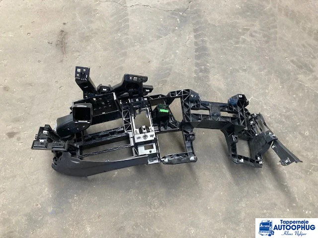 Scania Instrument ramme Scania 2084748 - Kabīne un interjers - Kravas automašīna: foto 2 Scania Instrument ramme Scania 2084748 - Kabīne un interjers - Kravas automašīna: foto 2