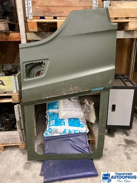 Scania R dør Scania 2653997 RH - Kabīne un interjers - Kravas automašīna: foto 1 Scania R dør Scania 2653997 RH - Kabīne un interjers - Kravas automašīna: foto 1