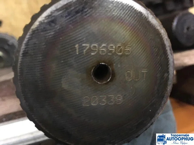 Scania R885 stikaksel P/N: 1796906 / 1796908 - Diferenciālis - Kravas automašīna: foto 1 Scania R885 stikaksel P/N: 1796906 / 1796908 - Diferenciālis - Kravas automašīna: foto 1