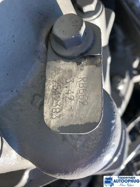 Scania RB662 – 3.42 P/N: 1769866 / 574531 - Diferenciālis - Kravas automašīna: foto 4 Scania RB662 – 3.42 P/N: 1769866 / 574531 - Diferenciālis - Kravas automašīna: foto 4