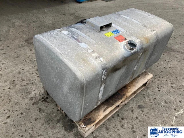 Scania diesel tank 600L Scania 1871191 - Degvielas tvertne - Kravas automašīna: foto 2 Scania diesel tank 600L Scania 1871191 - Degvielas tvertne - Kravas automašīna: foto 2