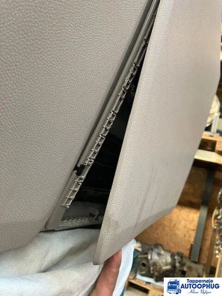 Scania overkøje skab Scania 2508902 - Kabīne un interjers - Kravas automašīna: foto 3 Scania overkøje skab Scania 2508902 - Kabīne un interjers - Kravas automašīna: foto 3