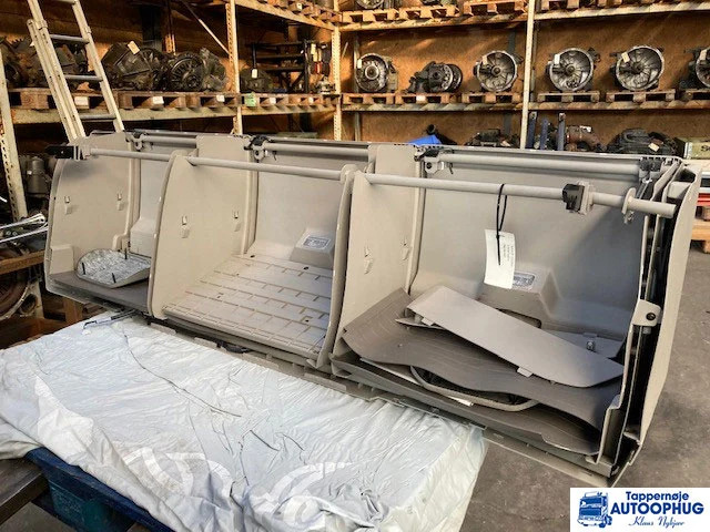 Scania overkøje skab Scania 2508902 - Kabīne un interjers - Kravas automašīna: foto 2 Scania overkøje skab Scania 2508902 - Kabīne un interjers - Kravas automašīna: foto 2