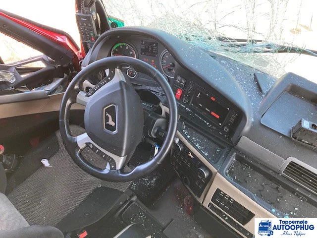 Vilcējs MAN TGX 18.460 4X2 Damaged: foto 10