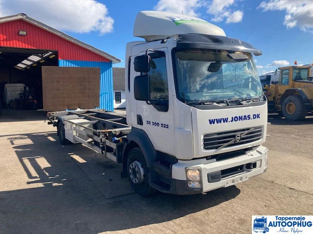 Volvo FL240 euro5 - Bortu kravas automašīna/ Platforma: foto 2 Volvo FL240 euro5 - Bortu kravas automašīna/ Platforma: foto 2