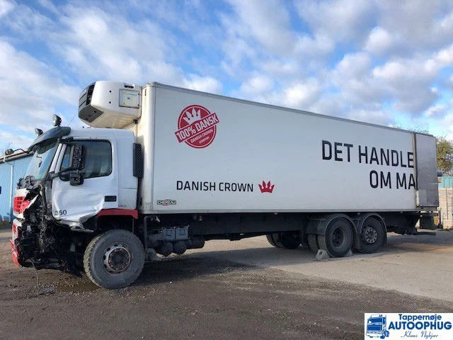 Volvo FM330 Coolerbox 6×2 - Kravas automašīna refrižerators: foto 3 Volvo FM330 Coolerbox 6×2 - Kravas automašīna refrižerators: foto 3