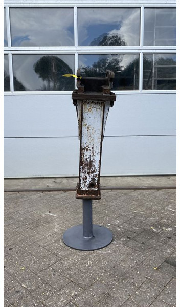 GB 60 - Hidrauliskais āmurs - Celtniecības tehnika: foto 4 GB 60 - Hidrauliskais āmurs - Celtniecības tehnika: foto 4