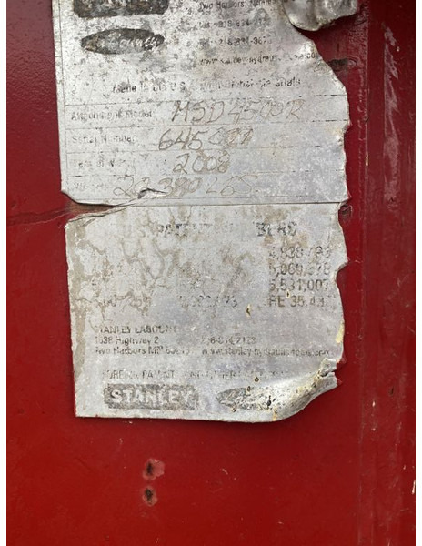 LaBounty MSD 4500R Saber - Demolēšanas šķēres - Celtniecības tehnika: foto 2 LaBounty MSD 4500R Saber - Demolēšanas šķēres - Celtniecības tehnika: foto 2