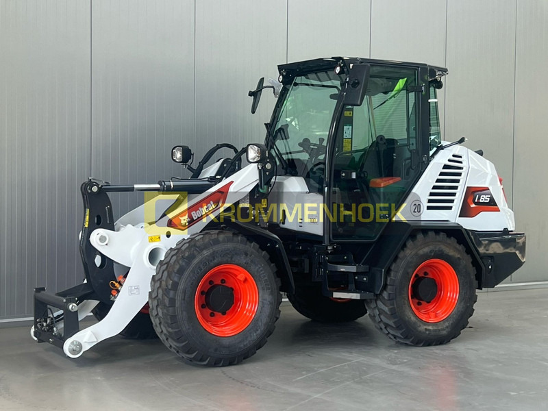 Bobcat L 85 - Riteņu iekrāvējs: foto 2 Bobcat L 85 - Riteņu iekrāvējs: foto 2