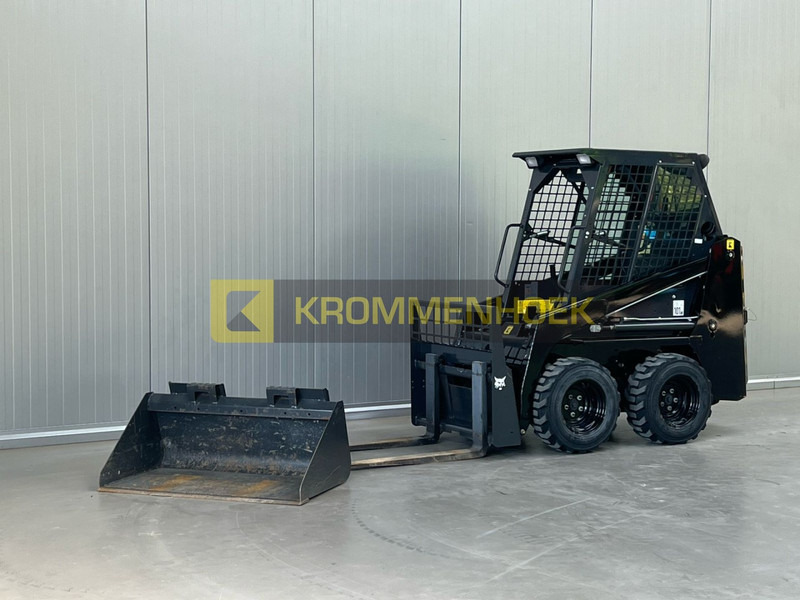 Bobcat S 70 - Kompaktiekrāvējs: foto 2 Bobcat S 70 - Kompaktiekrāvējs: foto 2